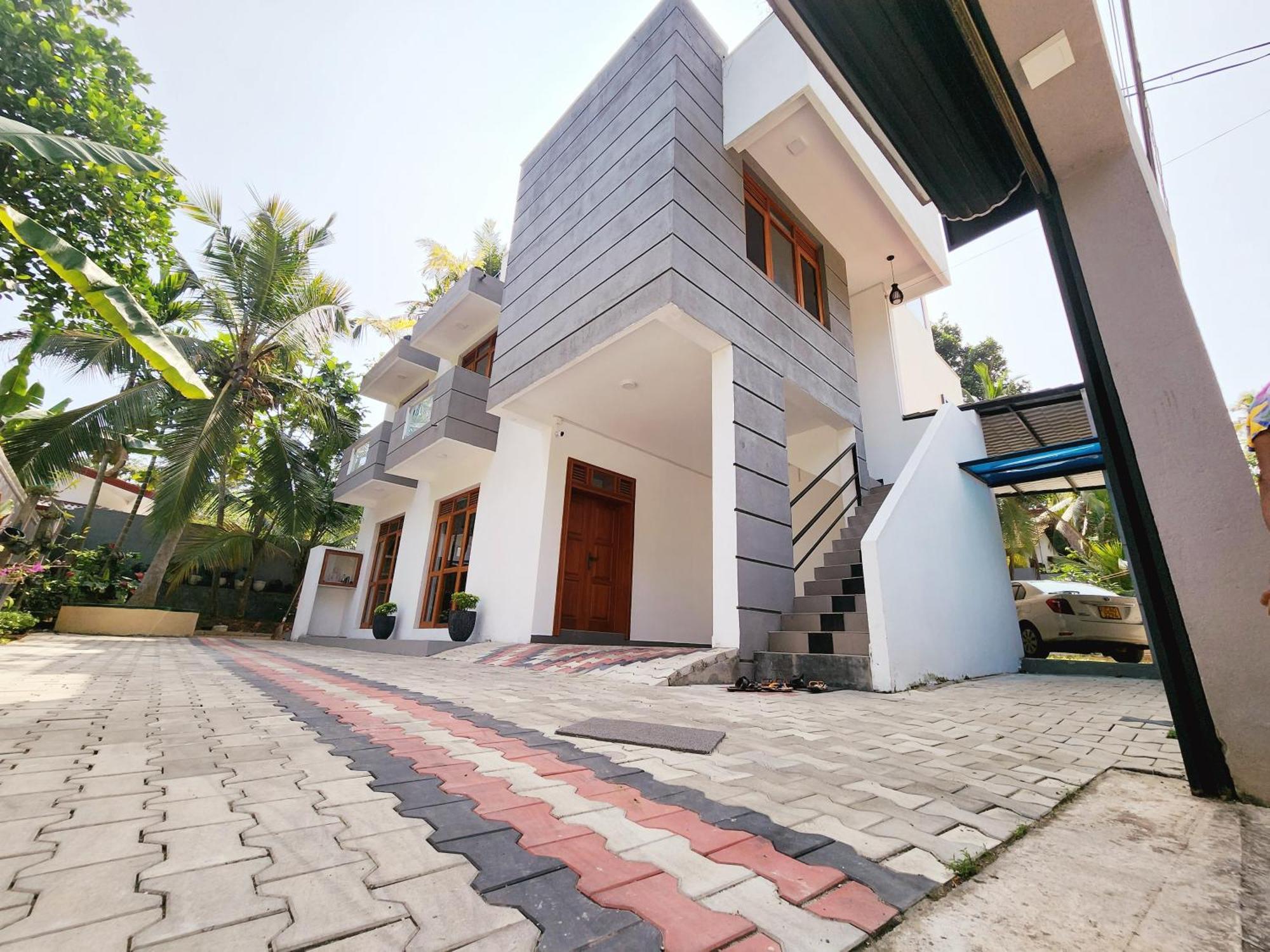 Hotel The Elegance à Kalutara Extérieur photo